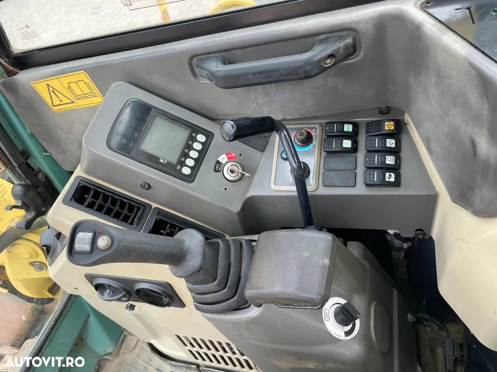 Yanmar Vio 80 - 19