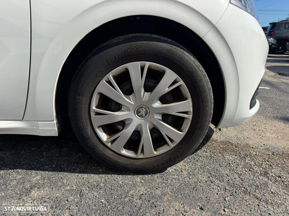 Peugeot 208 1.2 PureTech Active - 9