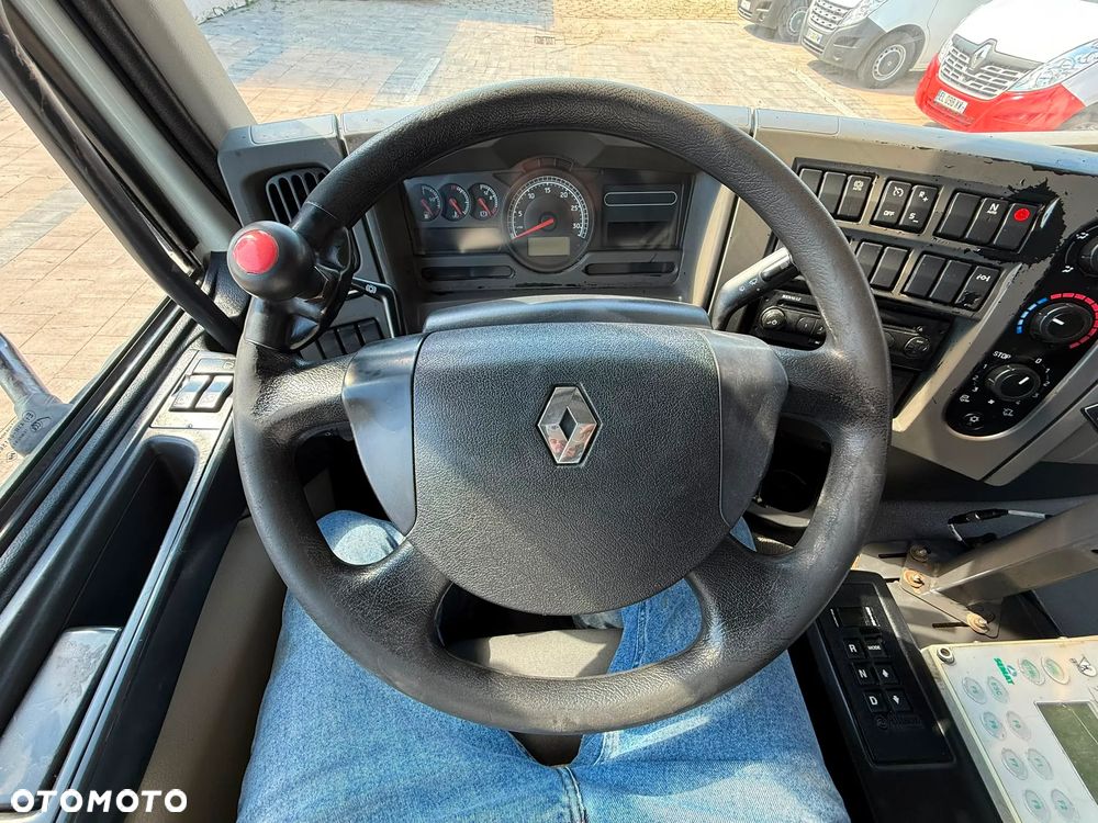 Renault Premium - 11