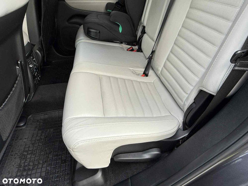 Jeep Grand Cherokee - 10