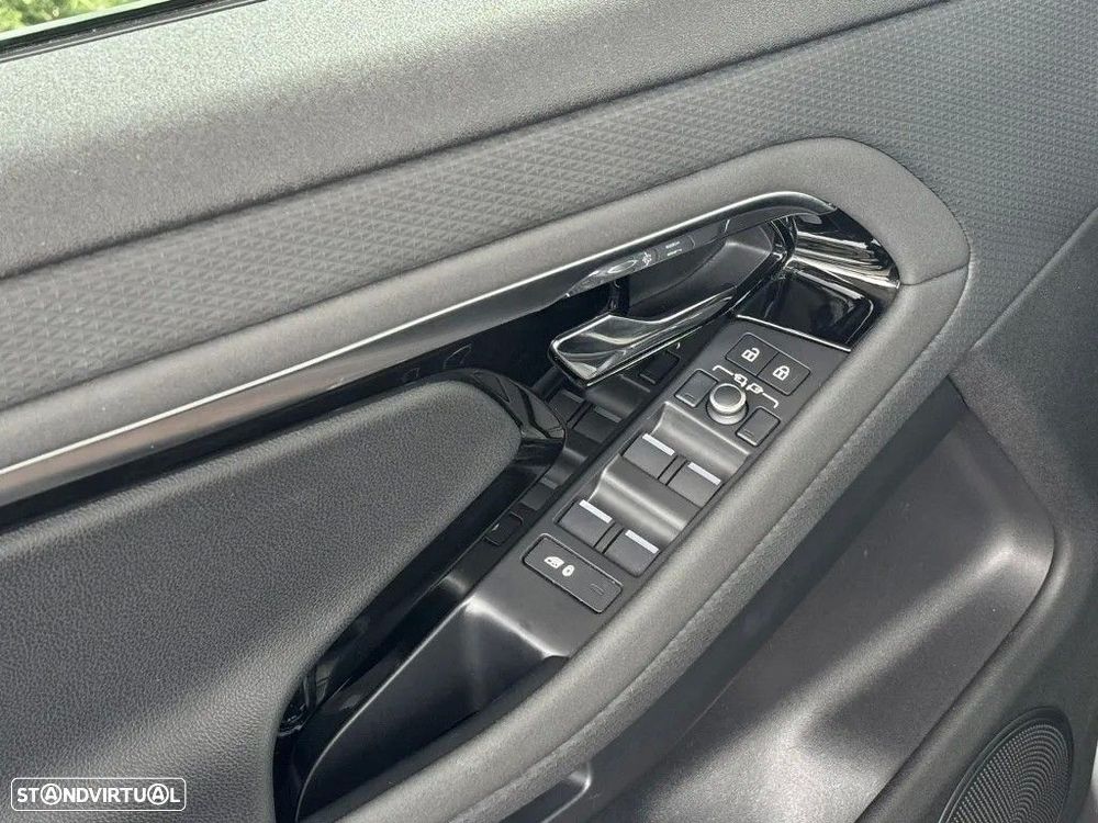 Land Rover Range Rover Evoque 1.5 P160 R-Dynamic S Auto - 4