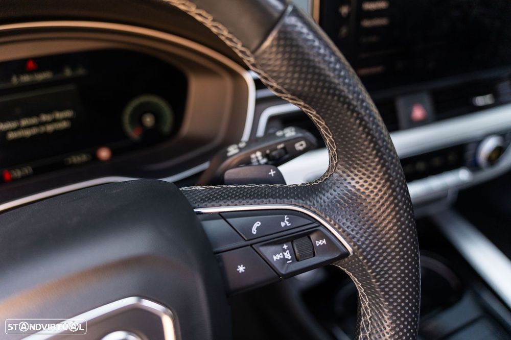 Audi A4 Avant 2.0 TDI S-line S tronic - 24