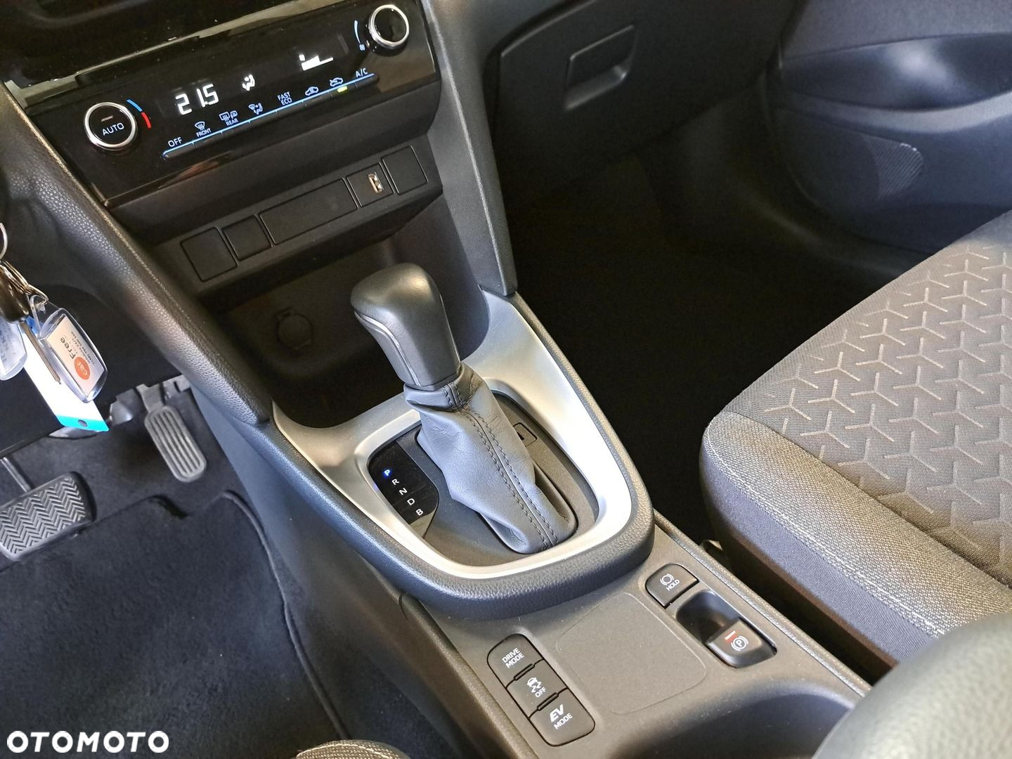 Toyota Yaris Cross - 22