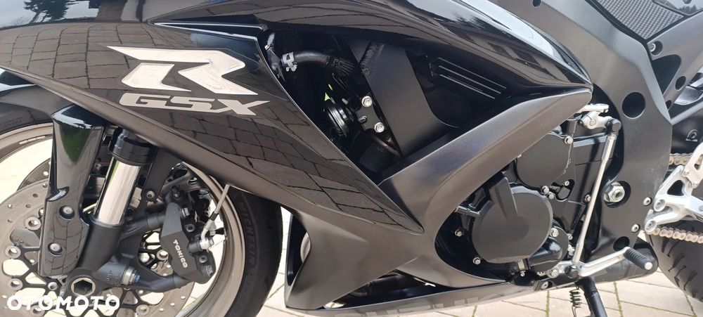 Suzuki GSX-R - 38