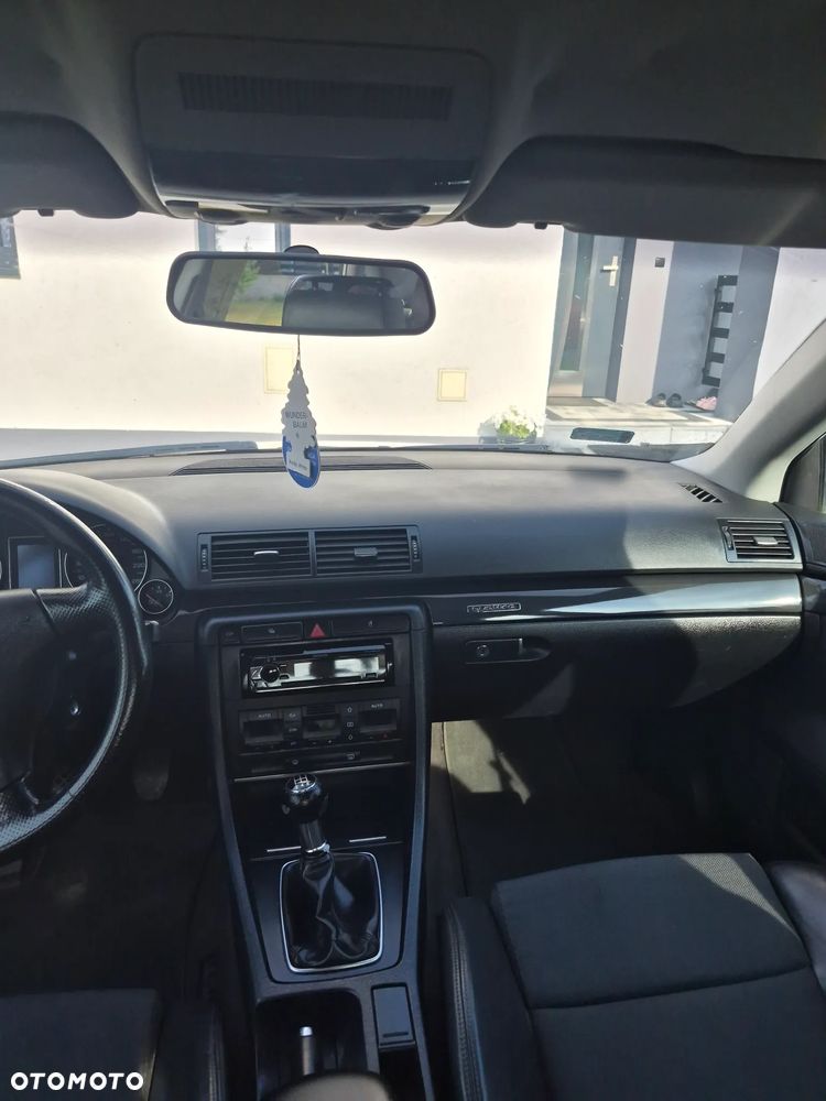Audi A4 Limousine 1.8T - 12