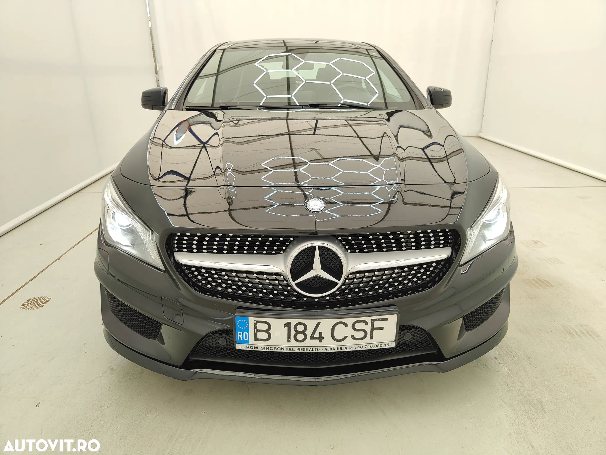 Mercedes-Benz CLA 200 AMG Line - 1