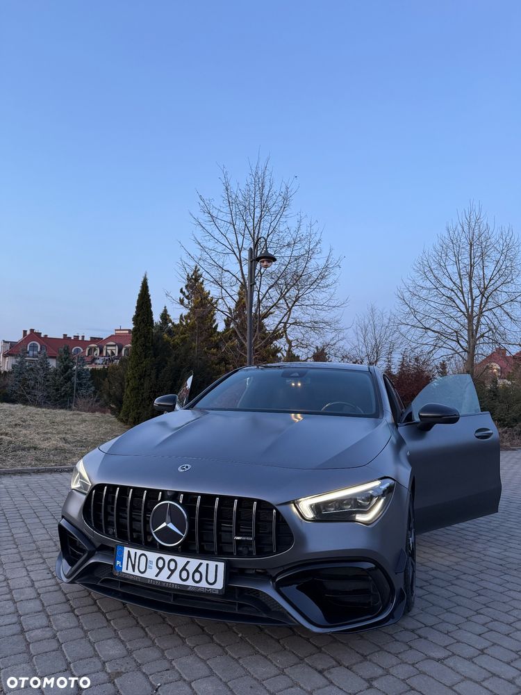 Mercedes-Benz CLA - 4