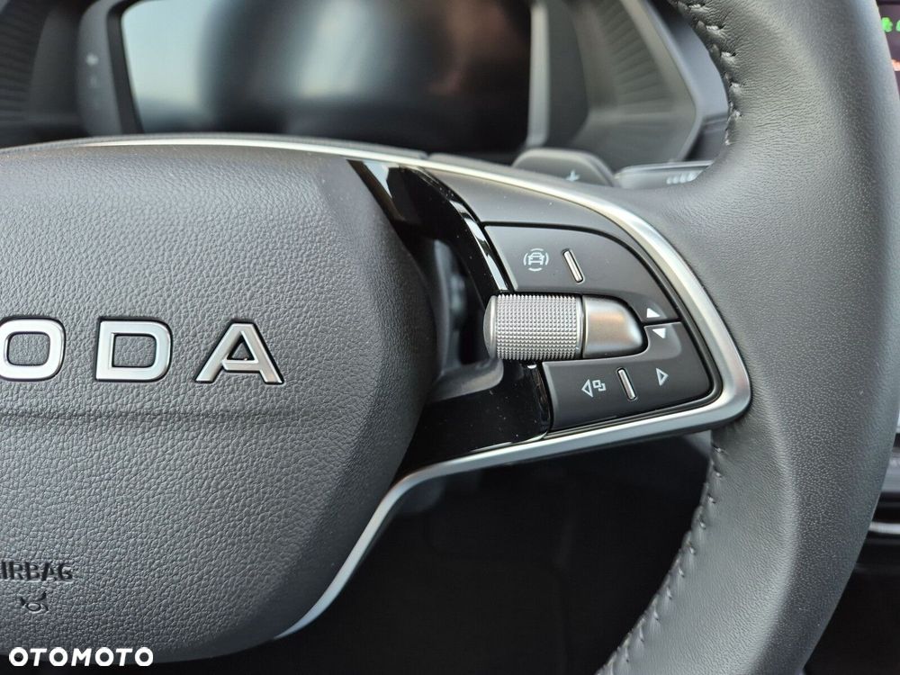 Skoda Octavia 2.0 TDI Edition 130 Essence DSG - 36