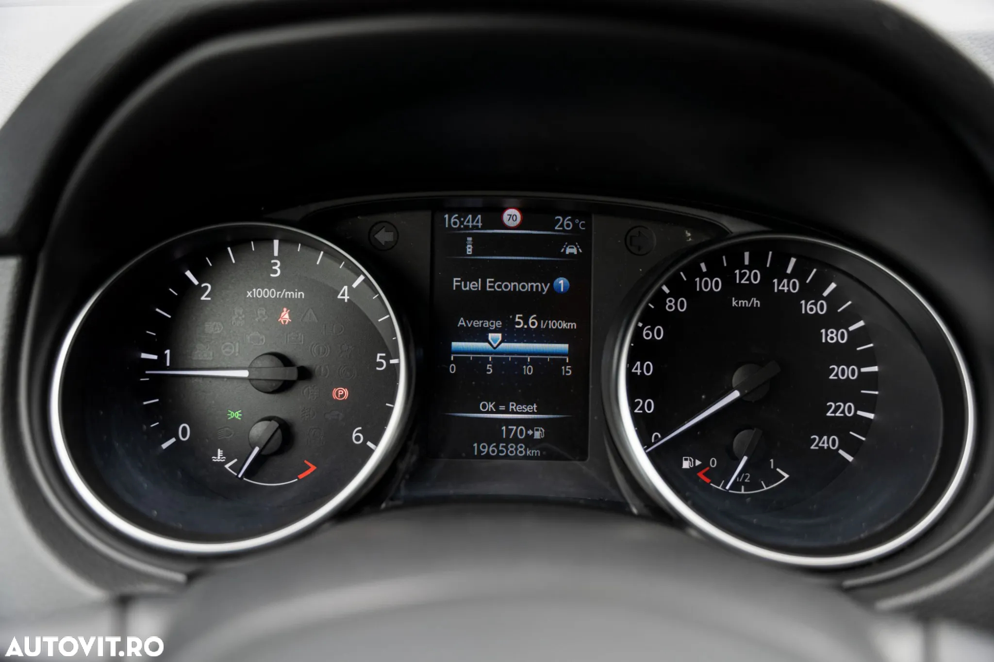 Nissan Qashqai 1.6 DCI Start/Stop N-Connecta - 27