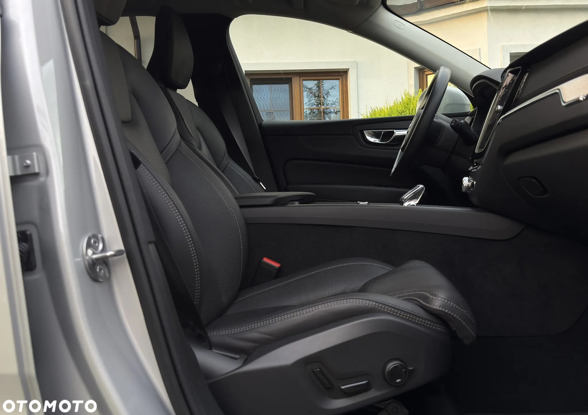 Volvo XC 60 B4 D AWD Geartronic Inscription - 12