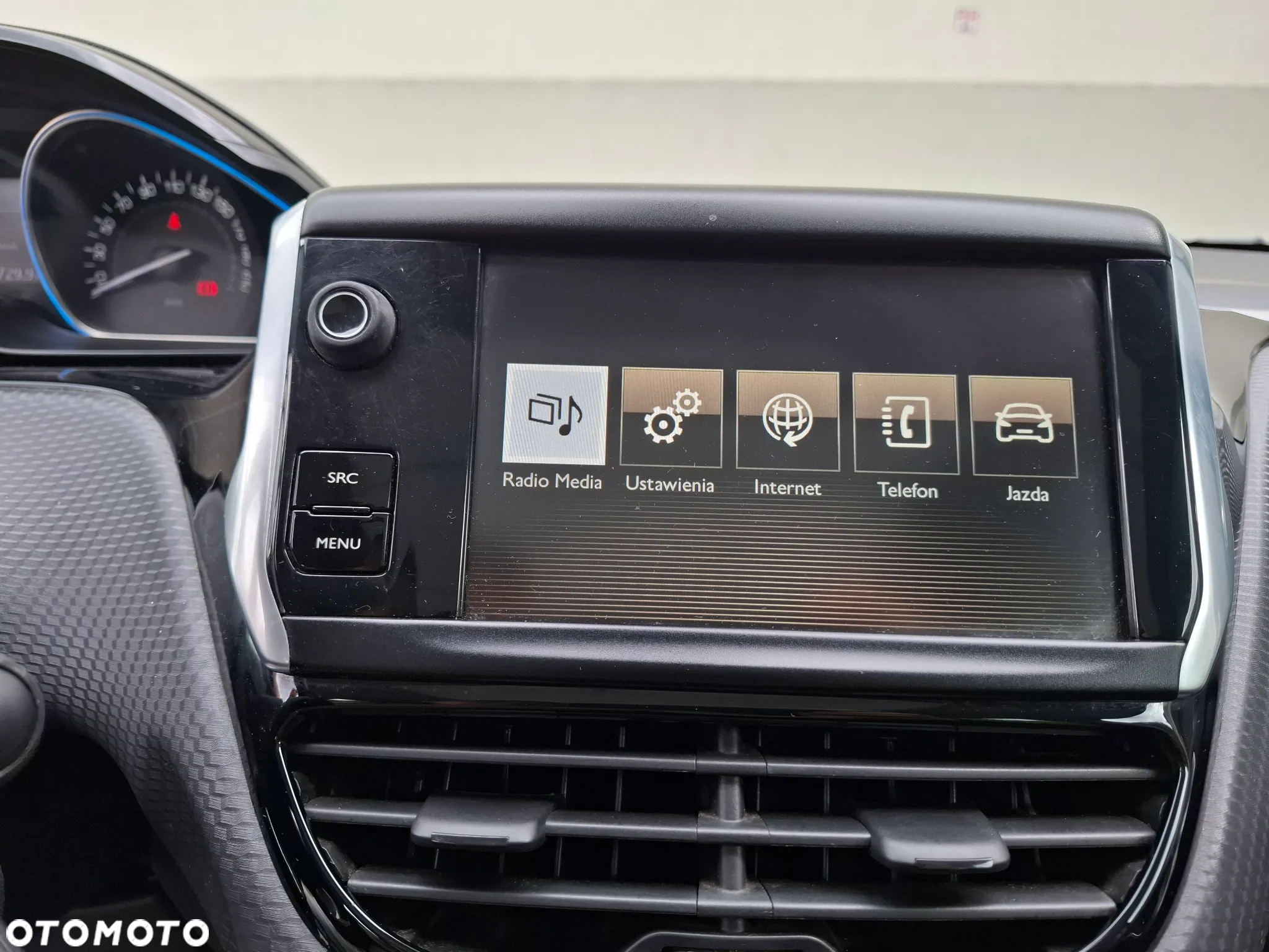 Peugeot 2008 1.2 Pure Tech Allure S&S EAT6 - 25
