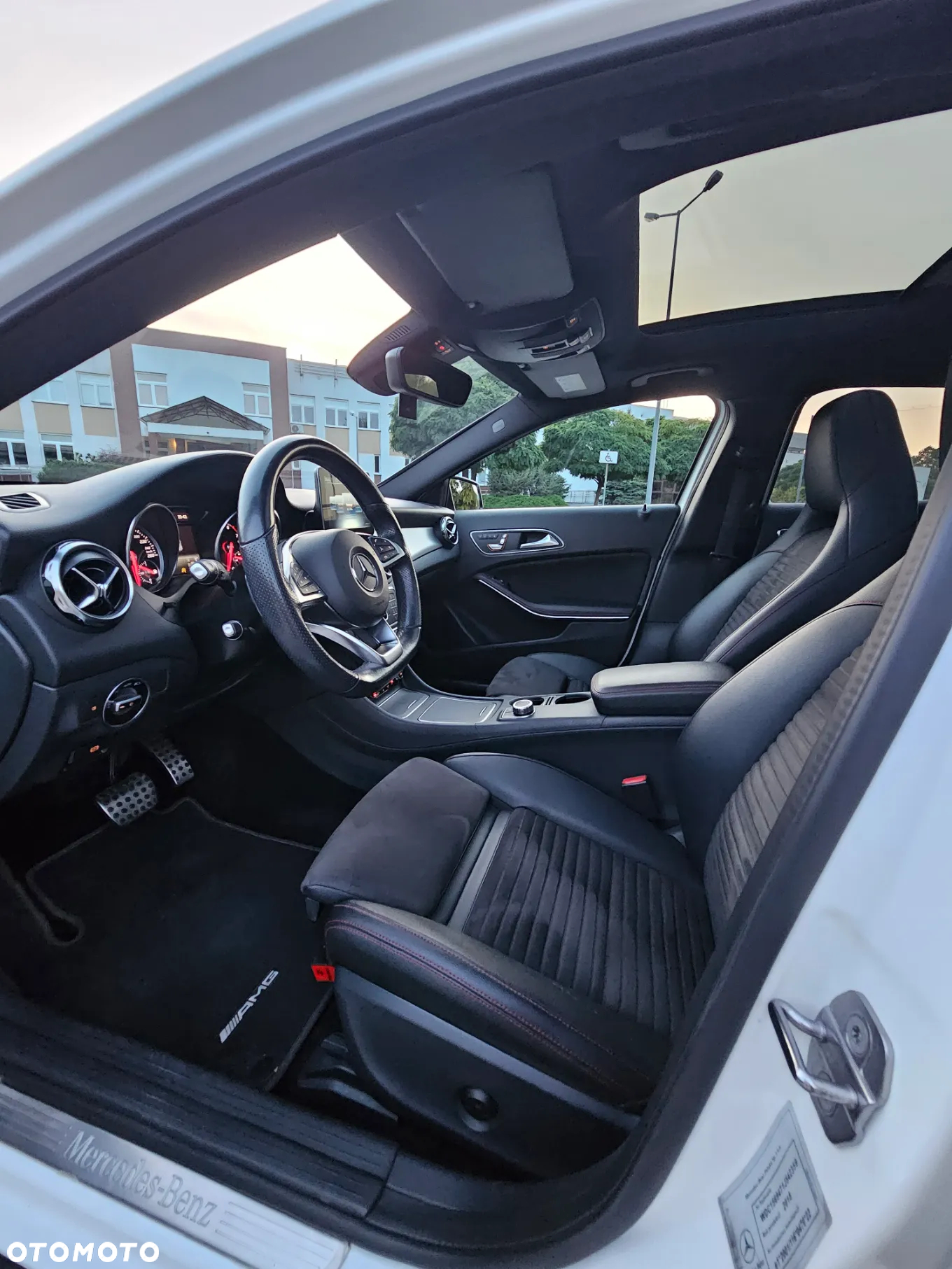Mercedes-Benz GLA 220 4-Matic AMG Line - 7