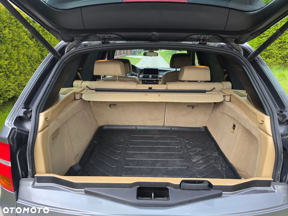 BMW X5 xDrive35d - 33
