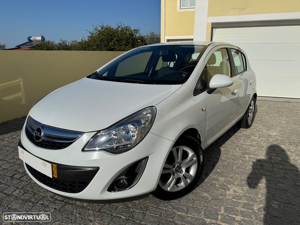 Opel Corsa 1.2 Cosmo - 1
