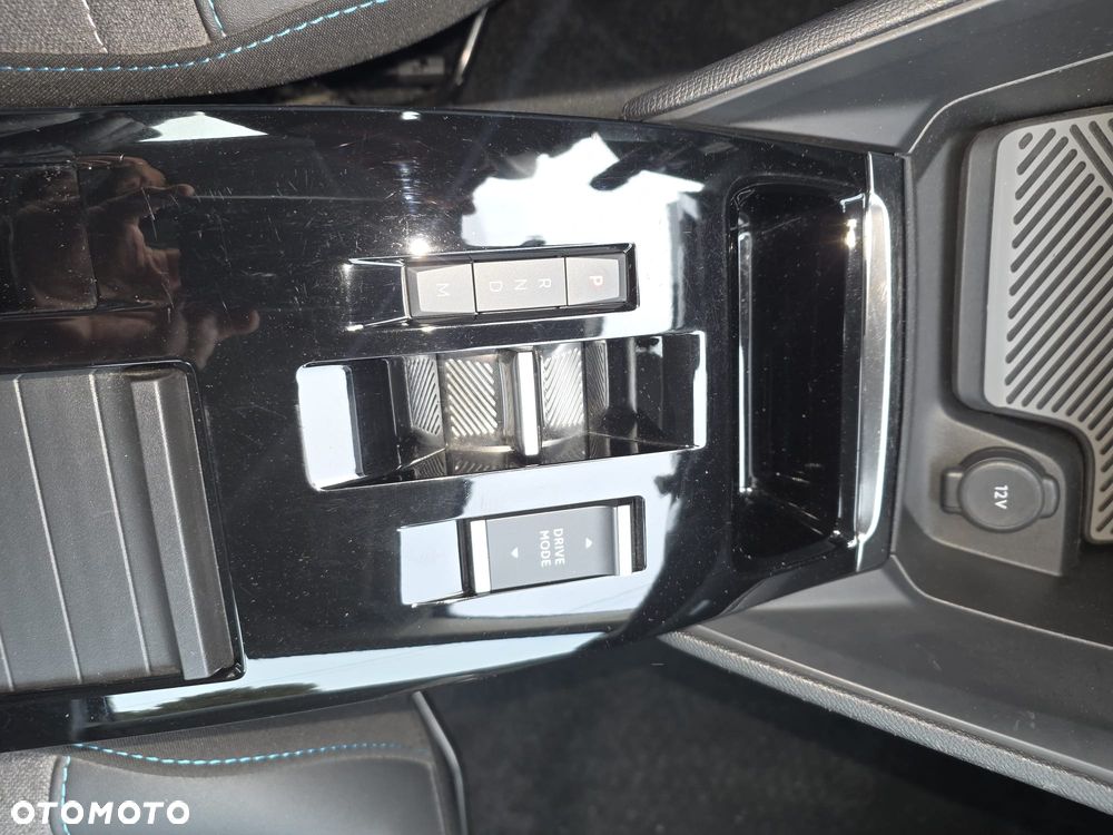 Citroën C4 PureTech 130 Stop&Start EAT8 FEEL PACK - 5