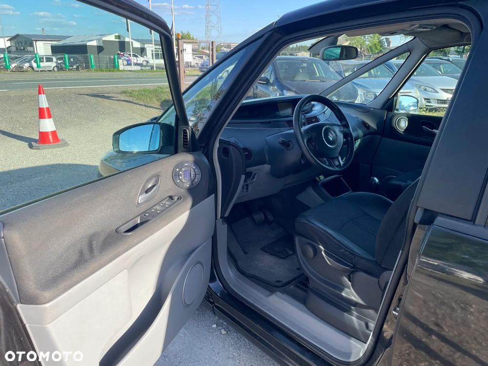 Renault Espace 2.0T Privilege - 10