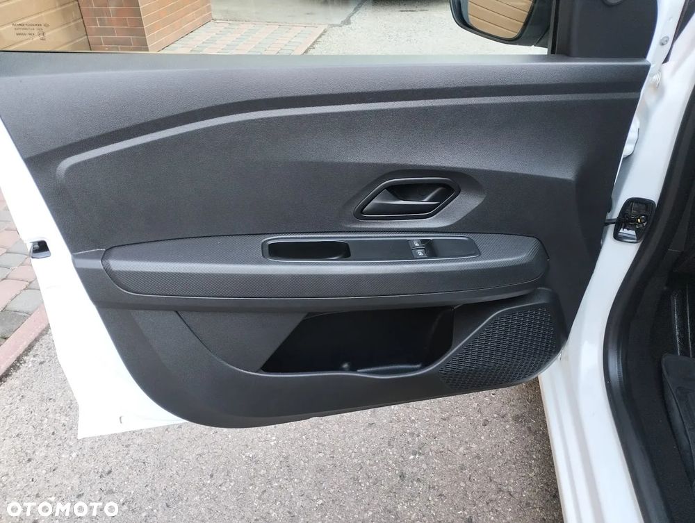 Dacia Sandero 1.0 TCe Essential - 9