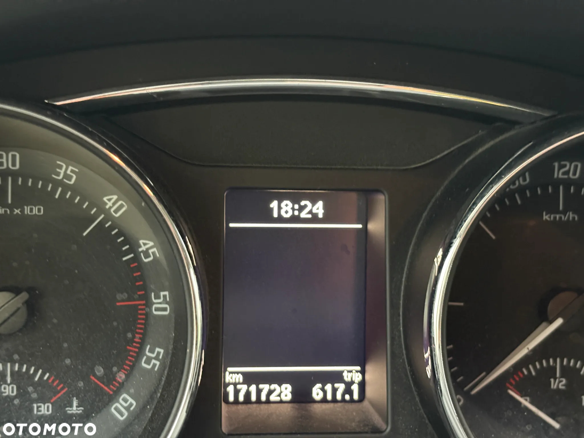 Skoda Superb 2.0 TDI Elegance - 19