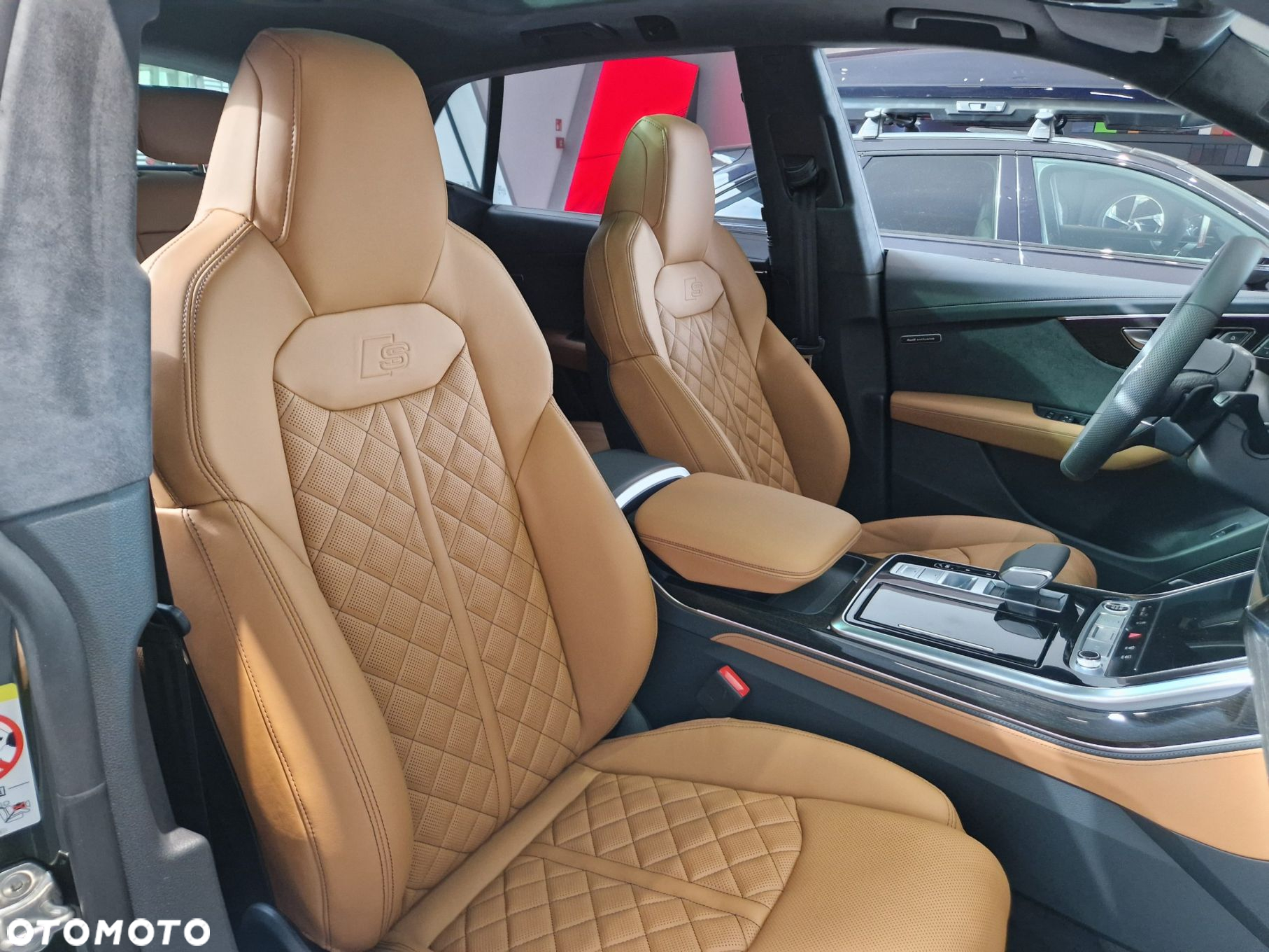 Audi Q8 - 12