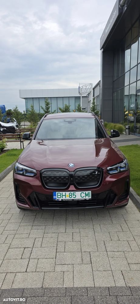 BMW iX3 Impressive - 4
