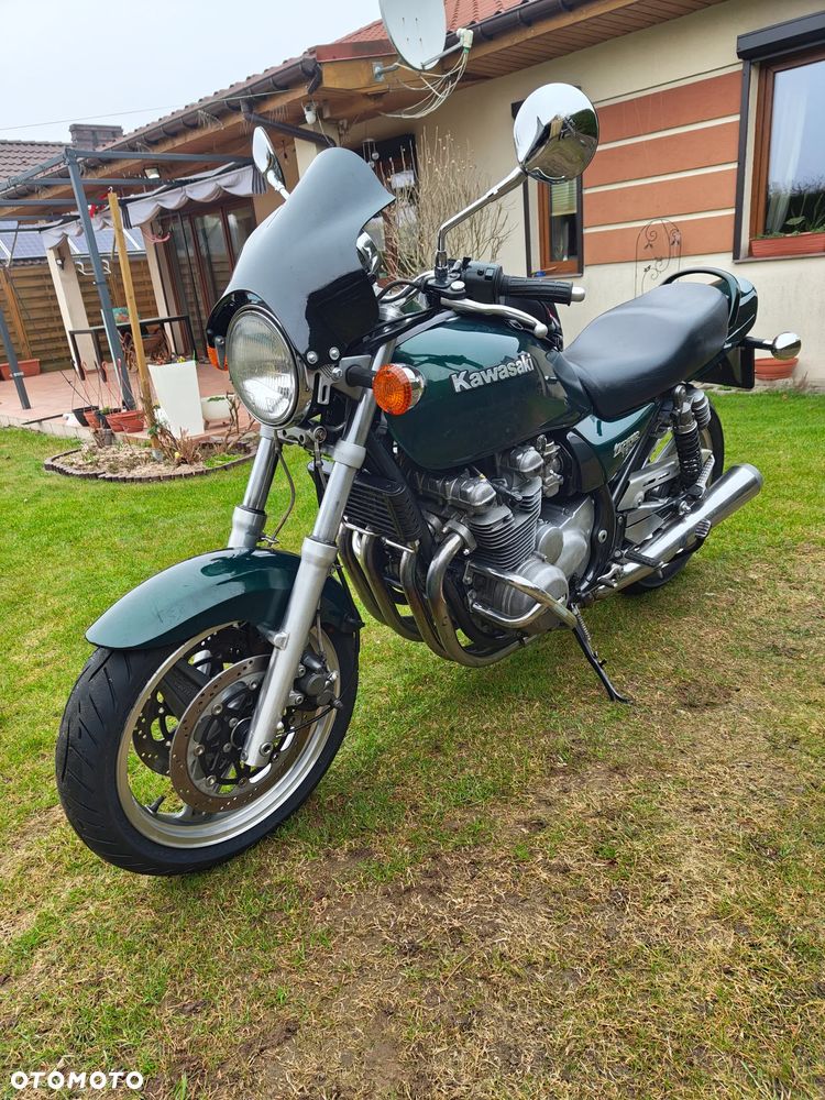 Kawasaki Zephyr - 1