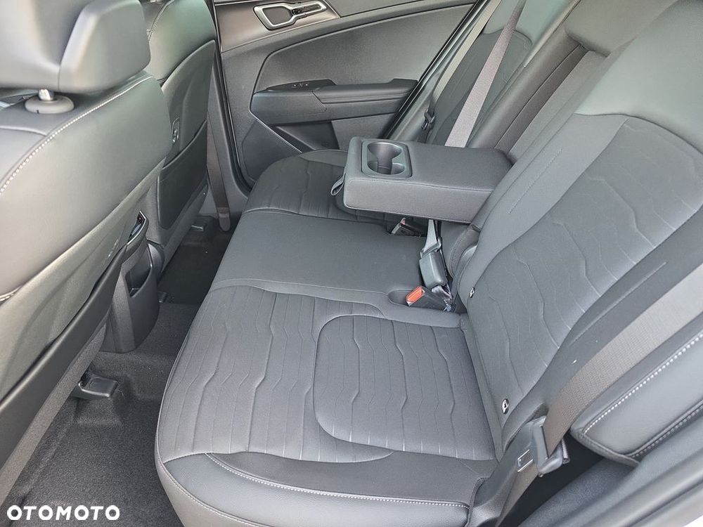 Kia Sportage 1.6 T-GDI HEV L 2WD - 11