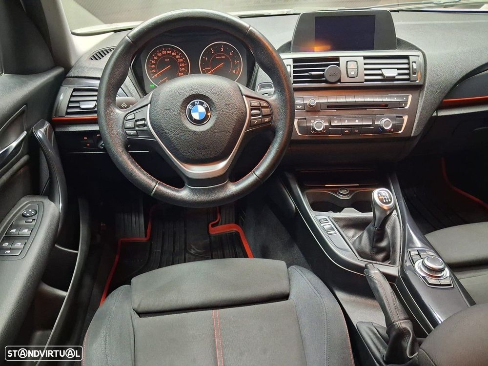 BMW 116 d EDynamics Line Sport - 12