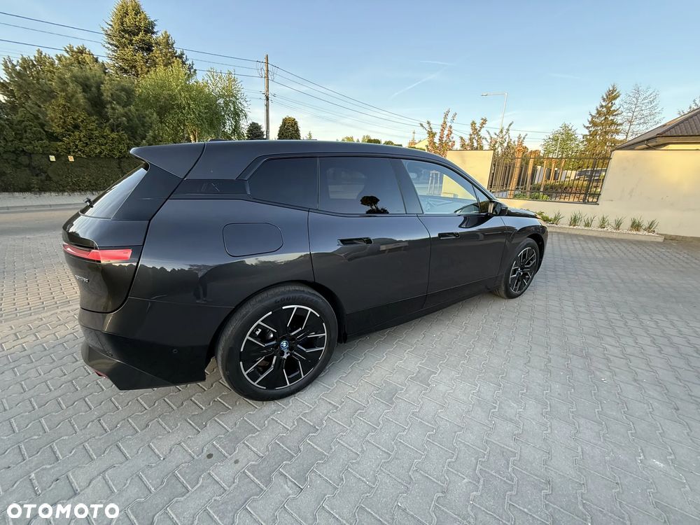 BMW iX xDrive50 111.5kWh Signature - 5