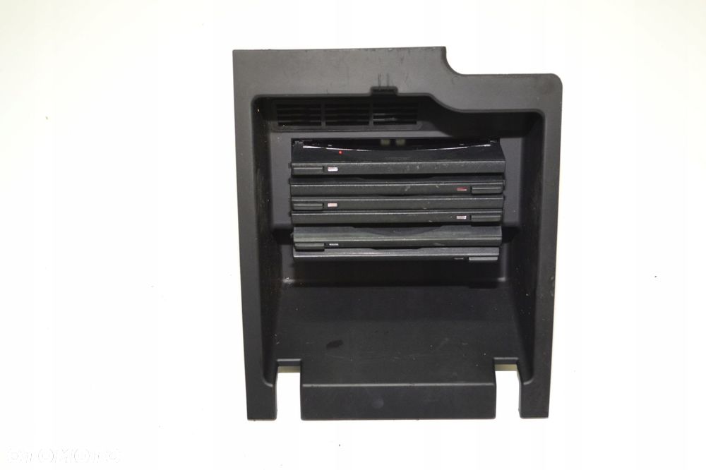 BMW E53 X5 ORGANIZER ZMIENIARKI NA PŁYTY CD 8245925 - 2