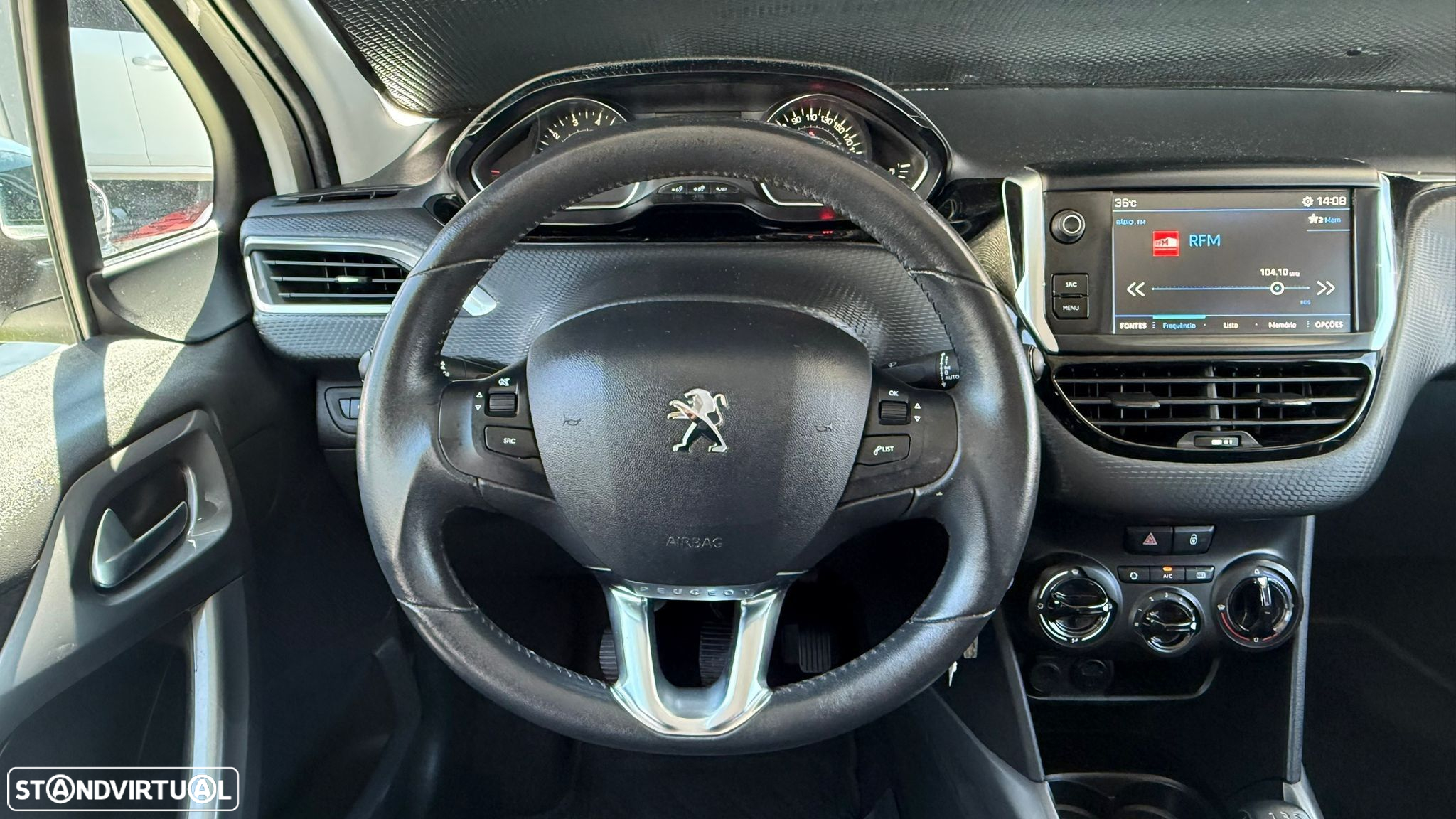 Peugeot 2008 1.2 PureTech Style - 22