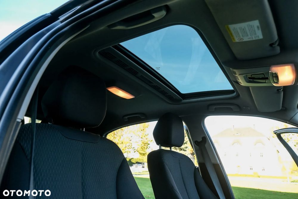 BMW Seria 1 120d Sport-Aut - 25