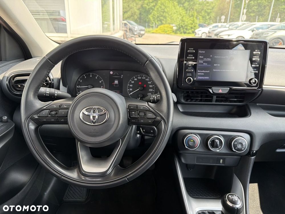 Toyota Yaris - 9