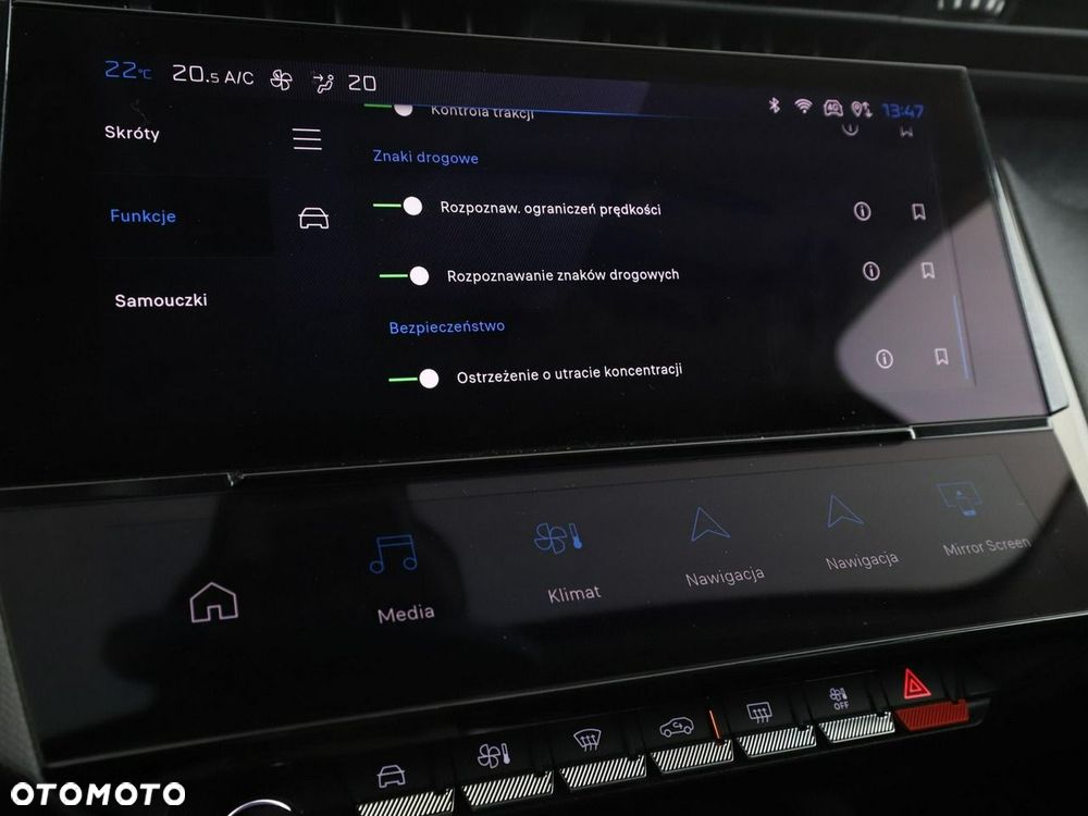 Peugeot 408 1.6 Plug-In Hybrid 225 Allure Pack EAT8 - 28