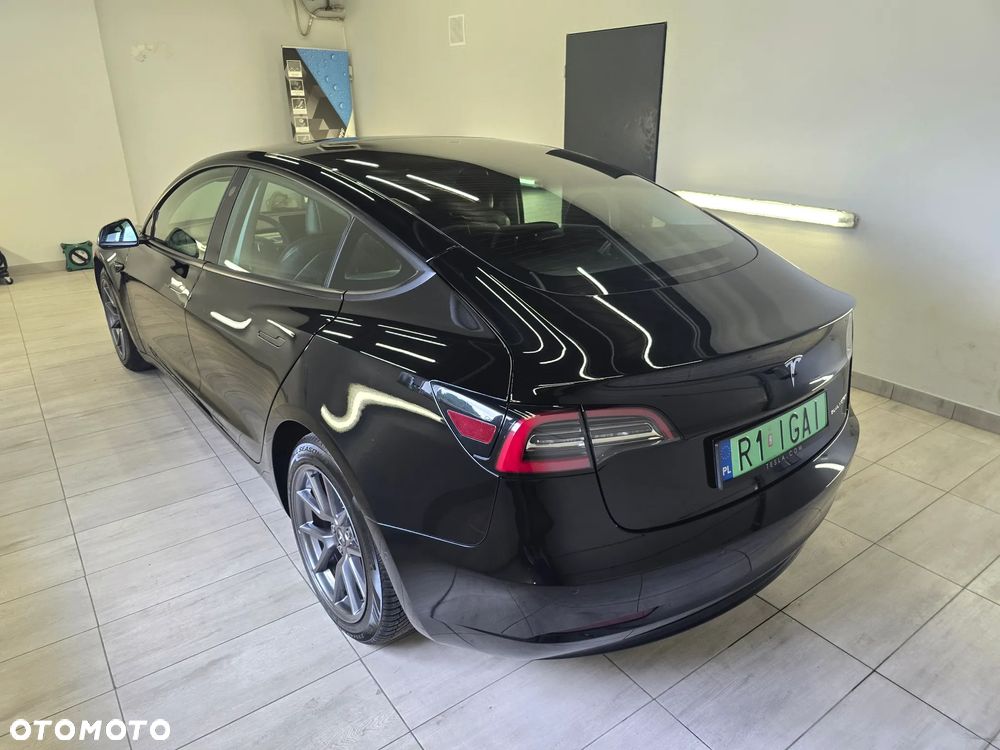 Tesla Model 3 Long Range AWD - 8