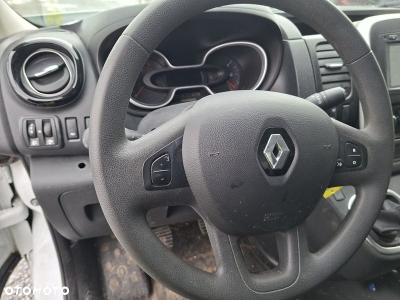 Renault Trafic - 18