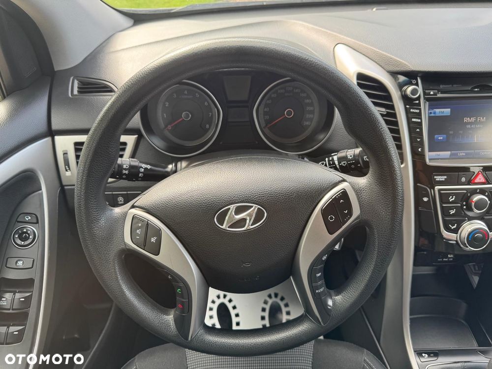 Hyundai i30 - 33
