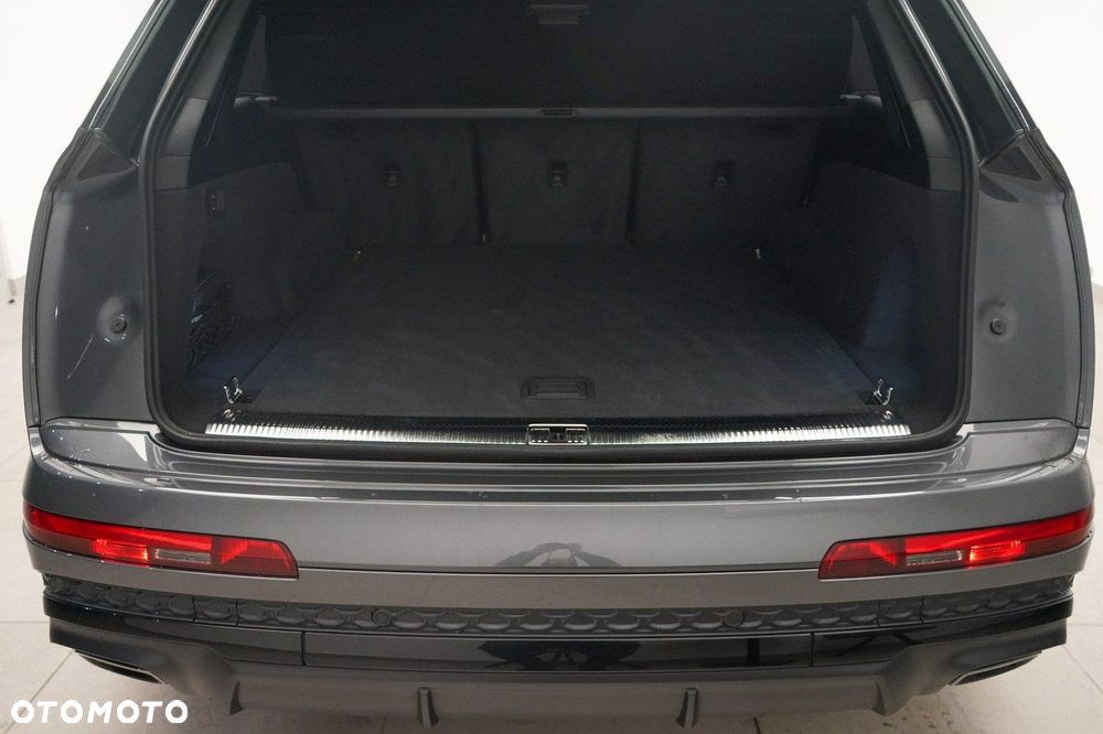 Audi Q7 - 12