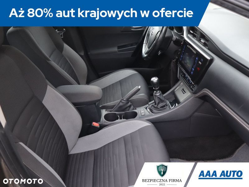 Toyota Auris - 10