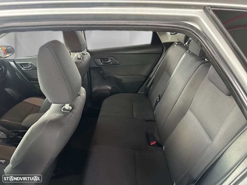 Toyota Auris 1.4 D-4D ACtive+AC - 9
