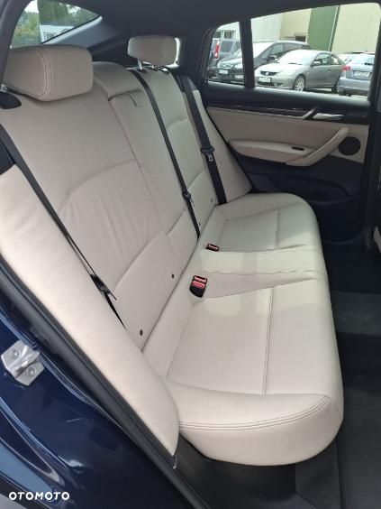 BMW X4 xDrive20i - 15