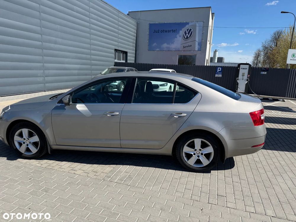 Skoda Octavia 2.0 TDI SCR Ambition DSG - 8