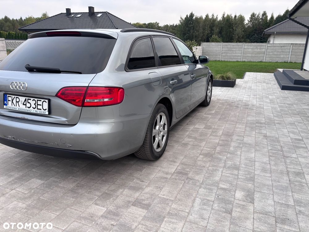 Audi A4 Avant - 6