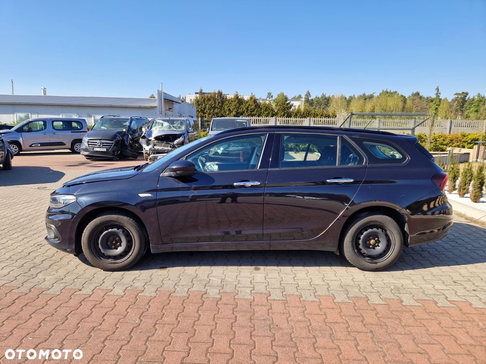 Fiat Tipo 1.6 E-Torq 16v Easy - 1