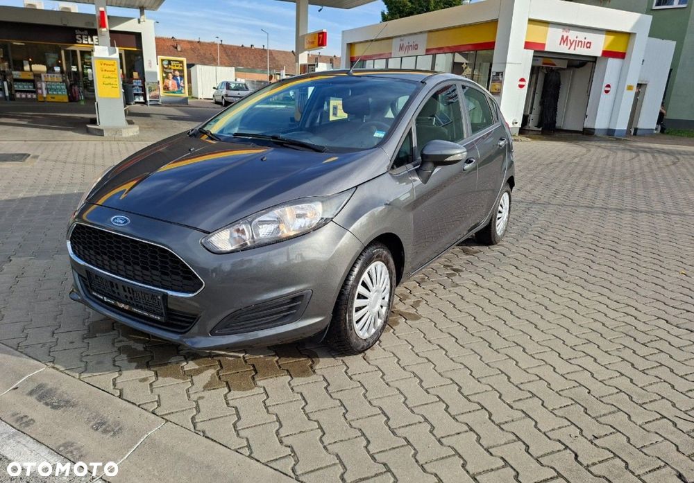 Ford Fiesta - 2