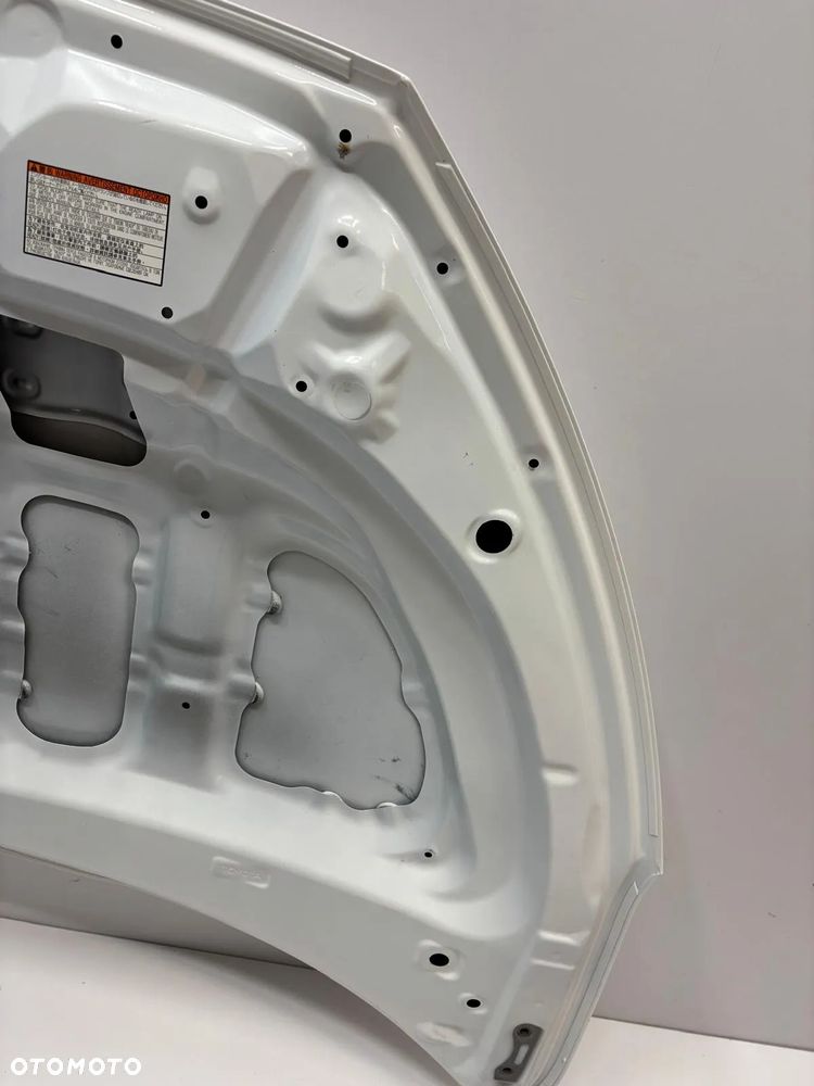 Toyota Yaris IV Maska 040 - 14