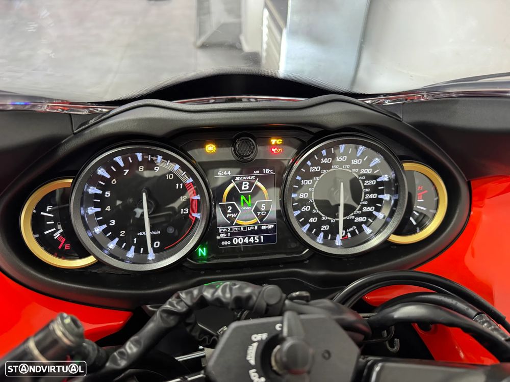 Suzuki Hayabusa 1300 25th Anniversary - 6