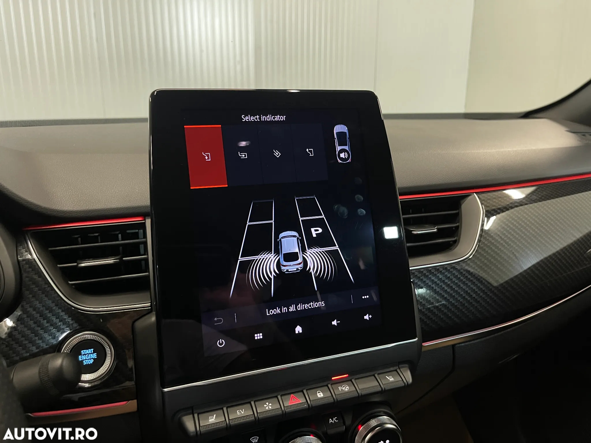 Renault Arkana E-TECH Hybrid RS Line - 14