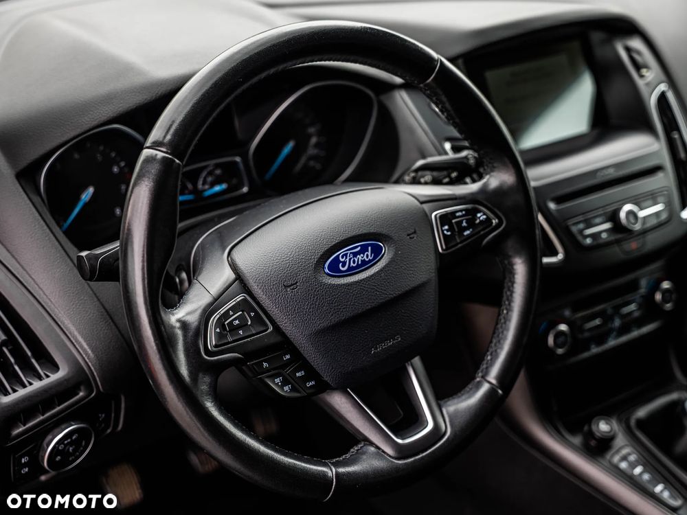 Ford Focus - 15