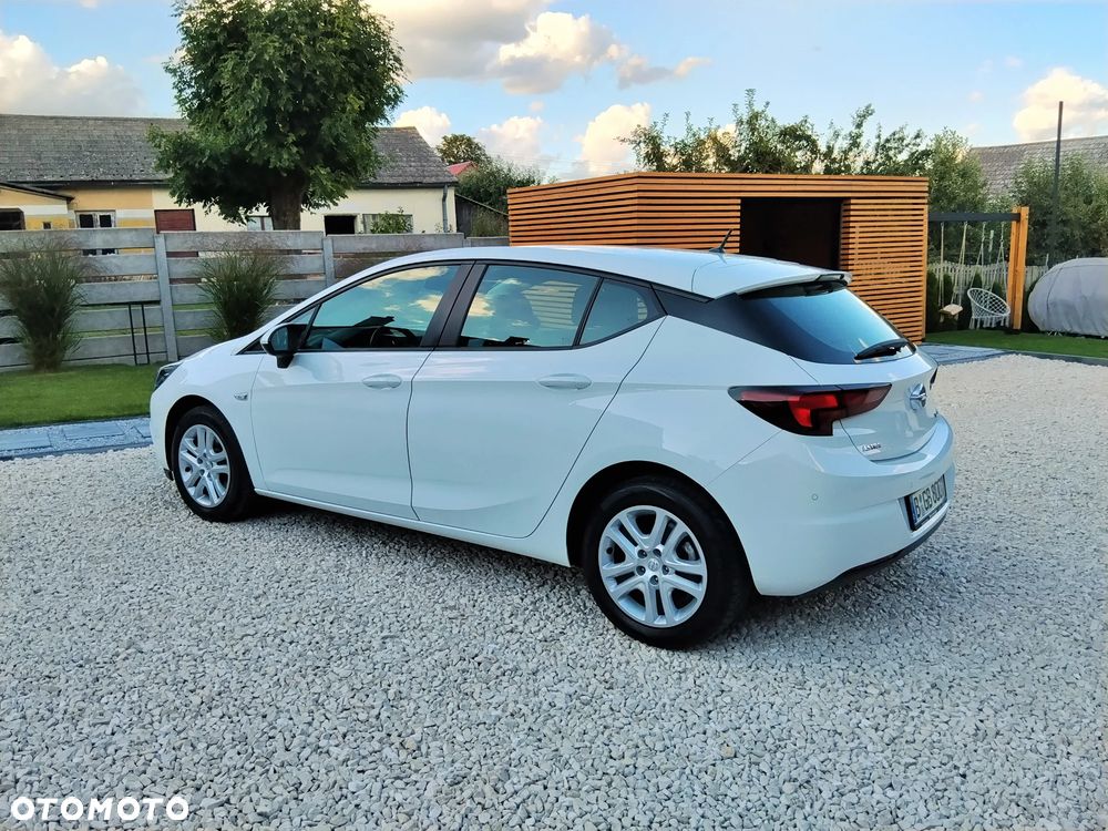 Opel Astra - 4