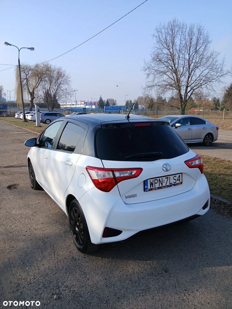 Toyota Yaris 1.0 Life EU6 - 4